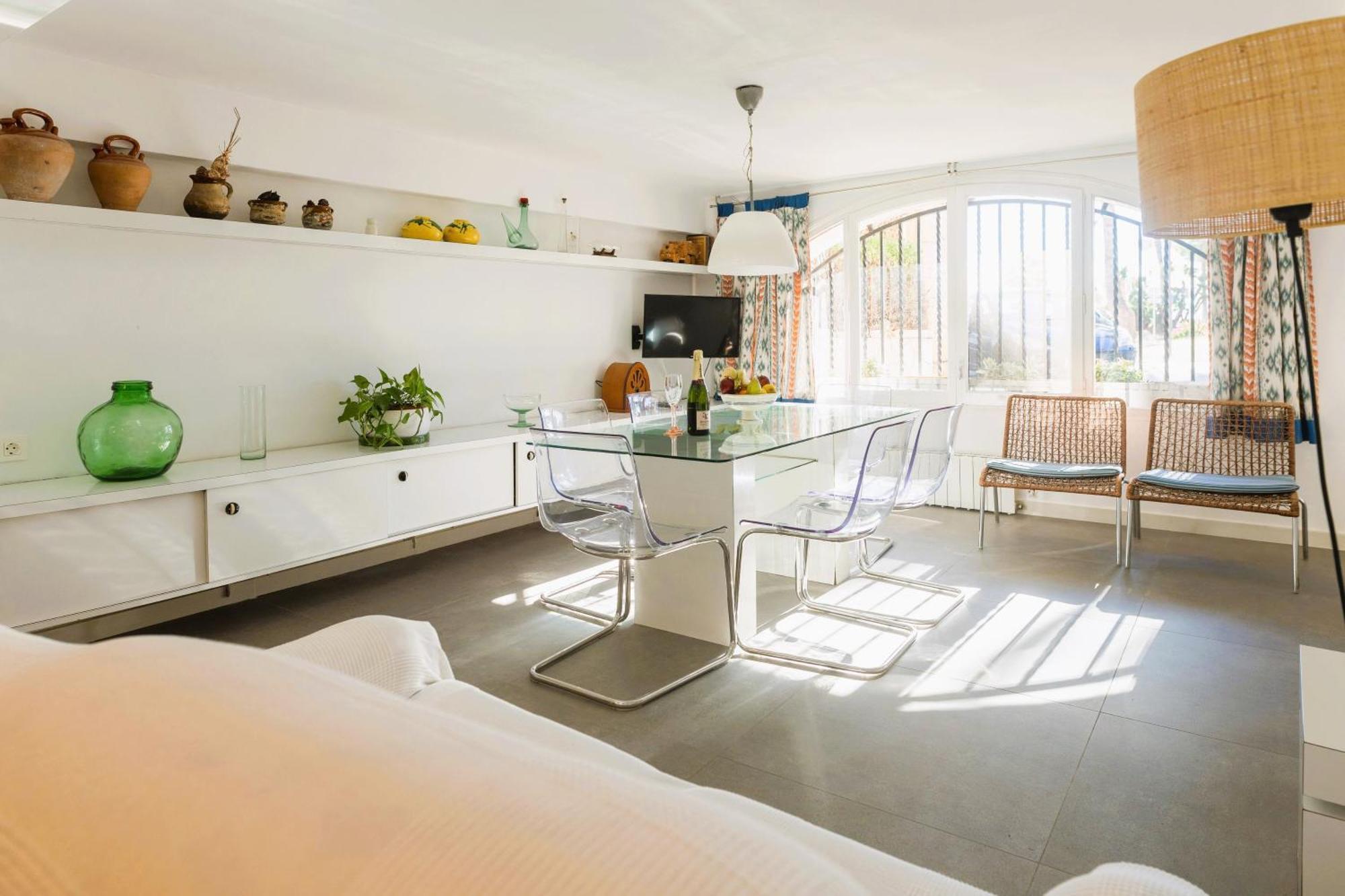 Suitur Beachfront Roc De Sant Gaieta Apartment *
